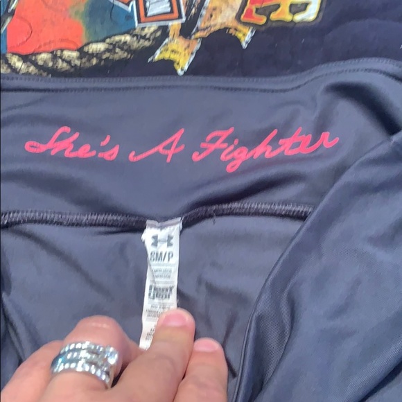 Under armor workout pants - Picture 2 of 4